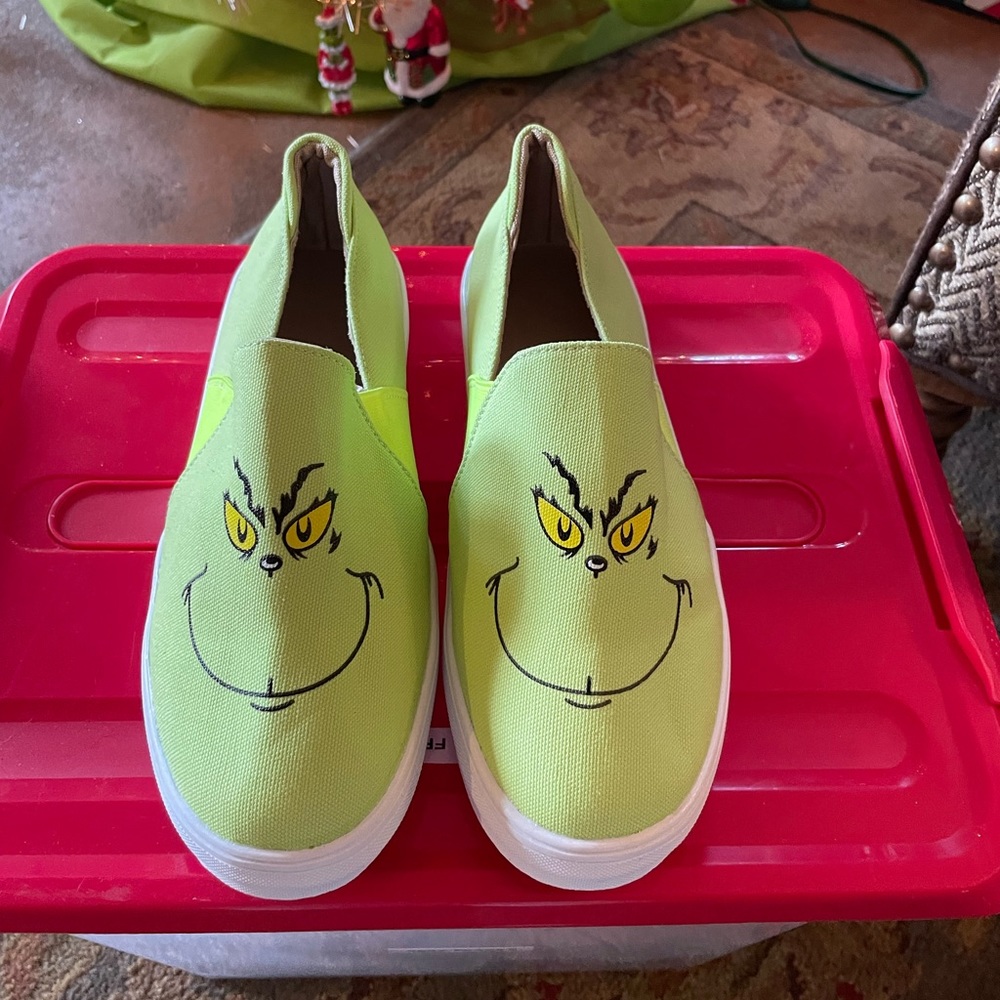 Grinch Canvas Slip on Shoes